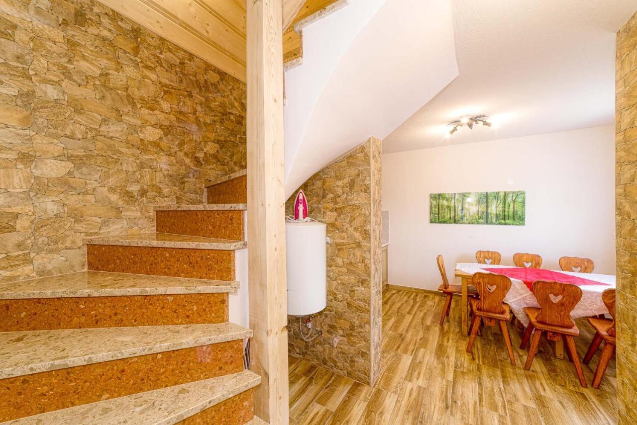Goralowe Domki & Spa Banska Exterior photo